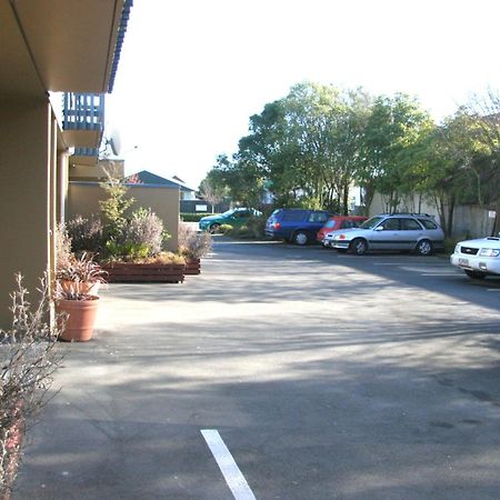 Sherborne Motor Lodge Christchurch Exterior foto