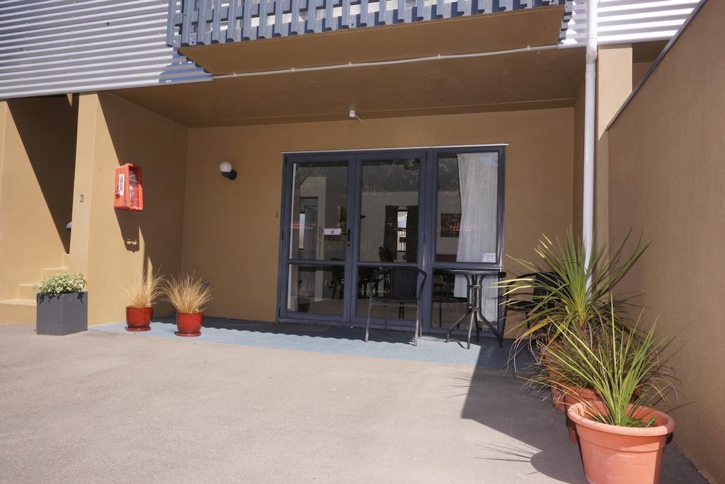 Sherborne Motor Lodge Christchurch Exterior foto